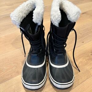 Sorel Boots barely worn